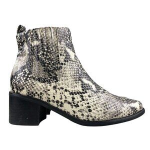 Blondo Women's Size 7.5M Elvina Beige Black Leather Snakeskin Waterproof Boots